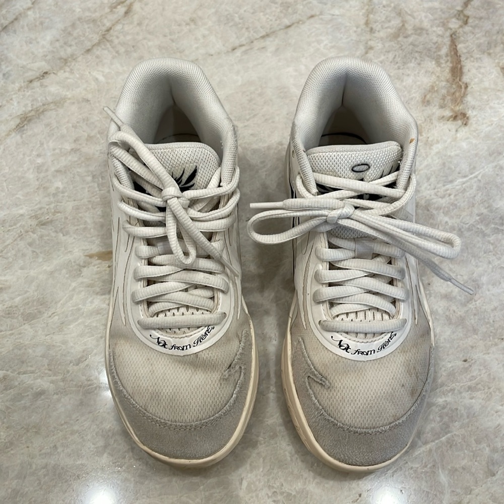 Puma LaMelo Ball Whispers Shoes Size 5